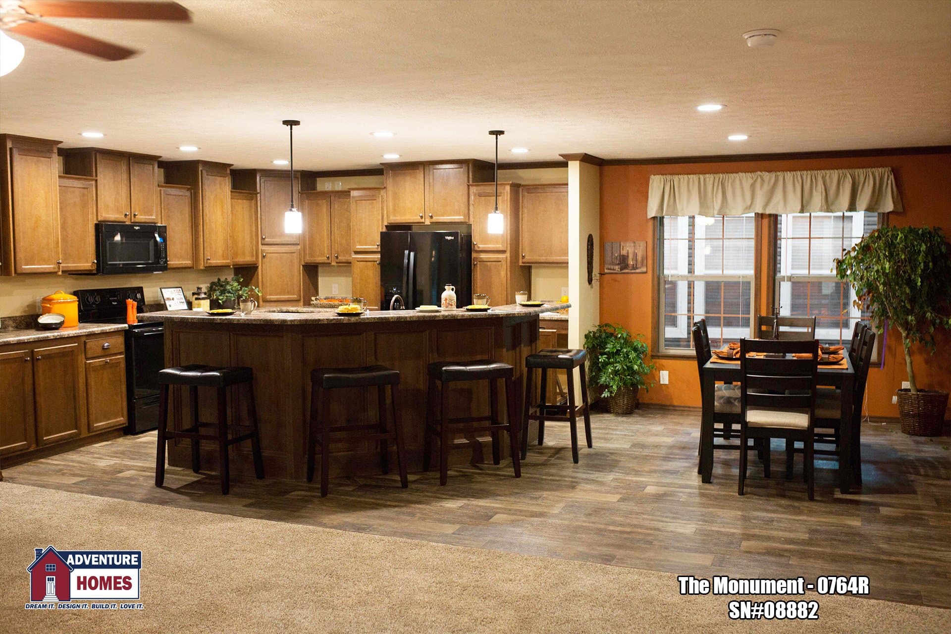 Monument | 0764r kitchen home features