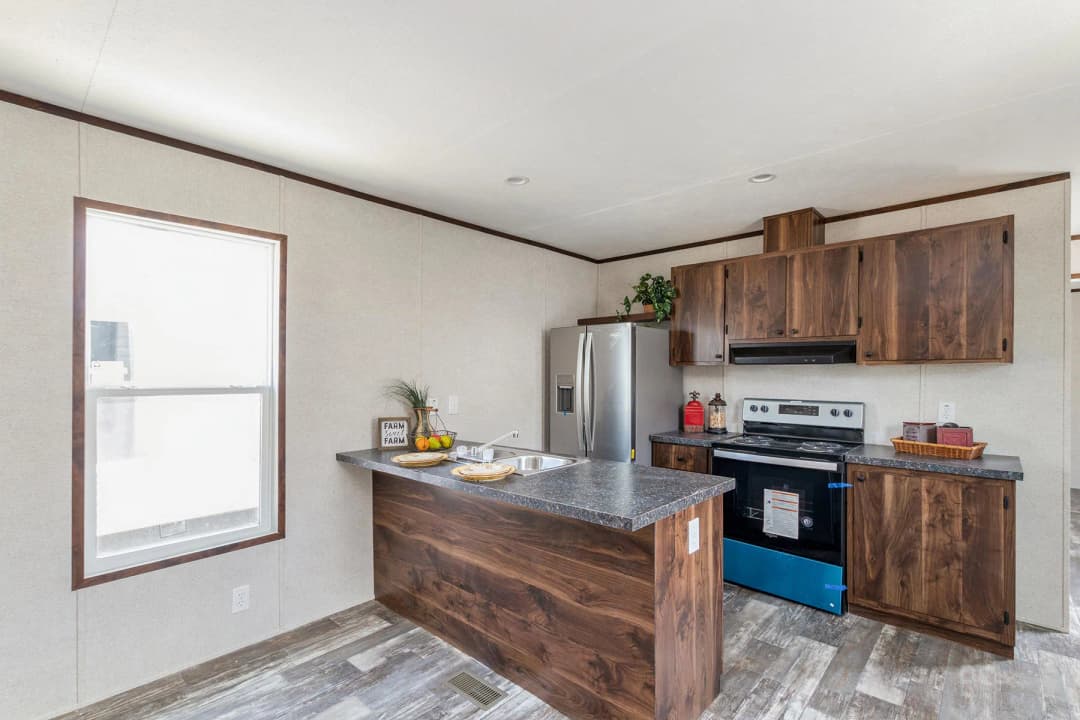 Zenith community kitchen home features