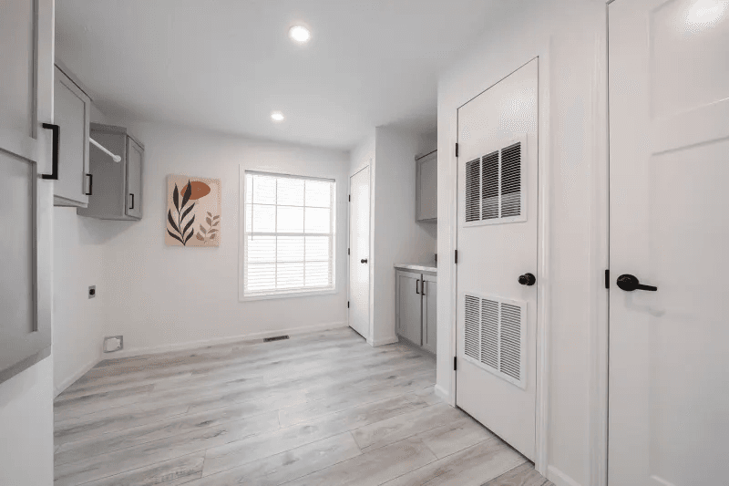 Monterey (lot model) interior home features