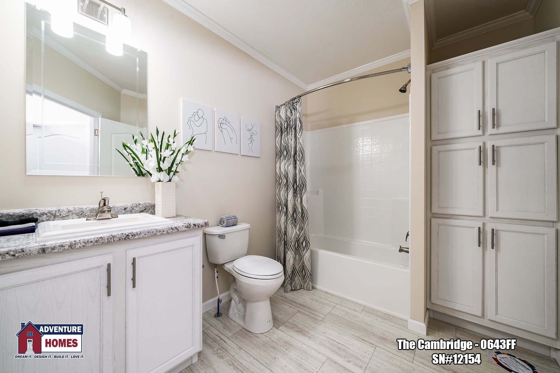 Cambridge | 0643ff bathroom home features