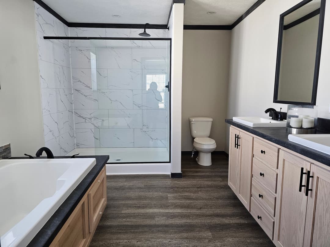 St. charles (lot model) bathroom home features