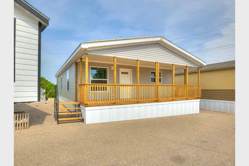 Prairie dune 8810 elevation and exterior home features