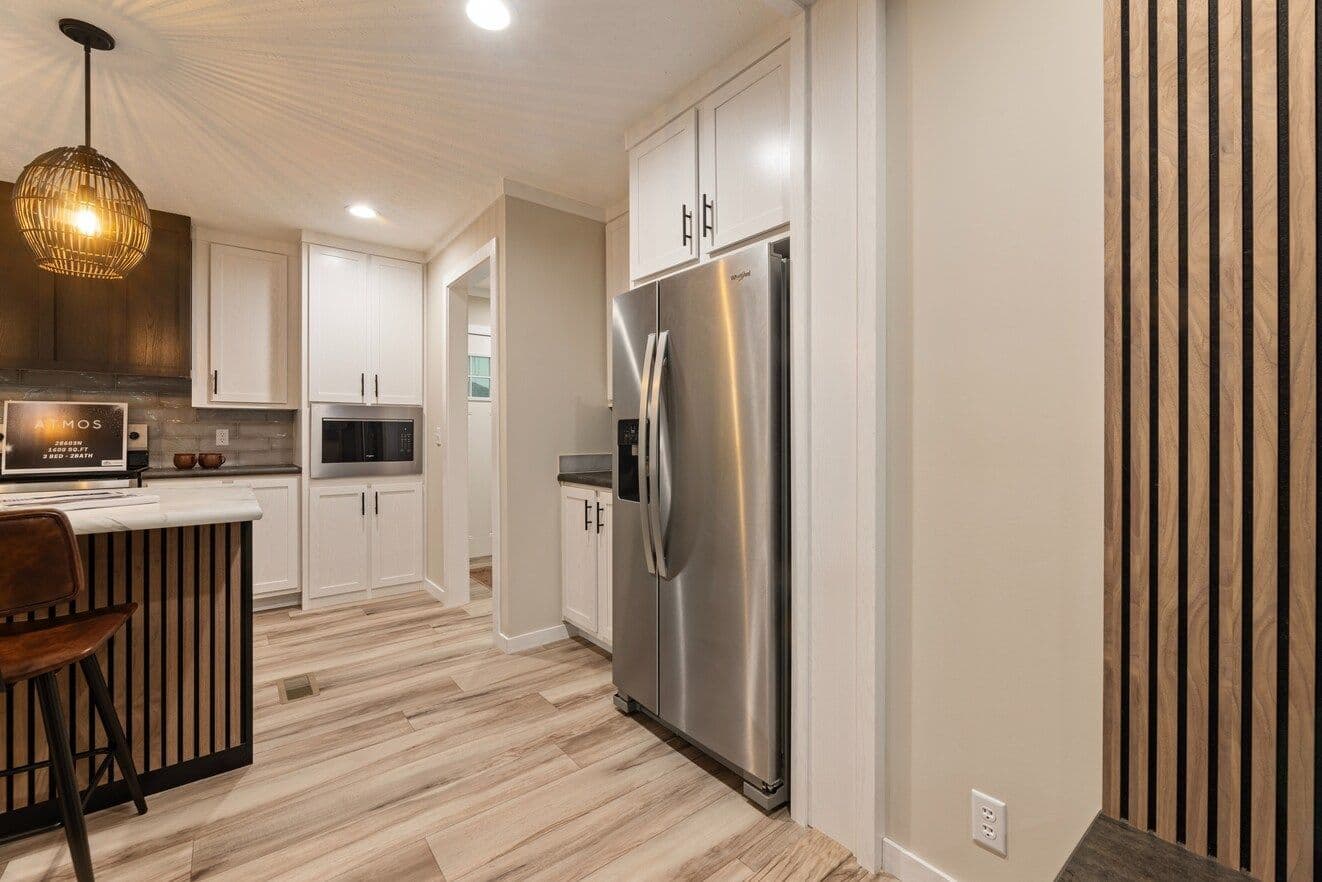Atmos (lot model) kitchen home features