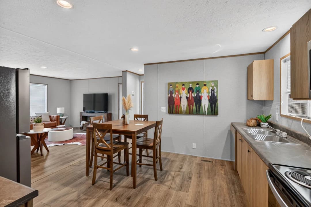Grove kitchen home features