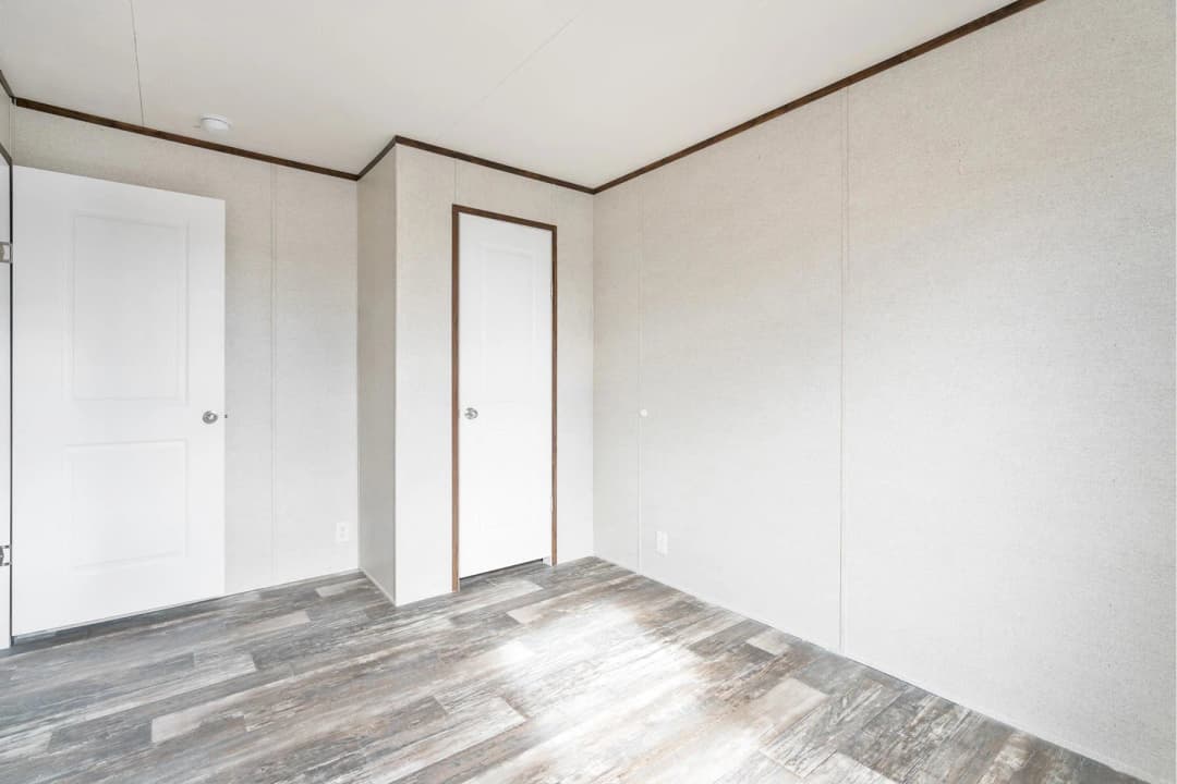 Crown bedroom home features