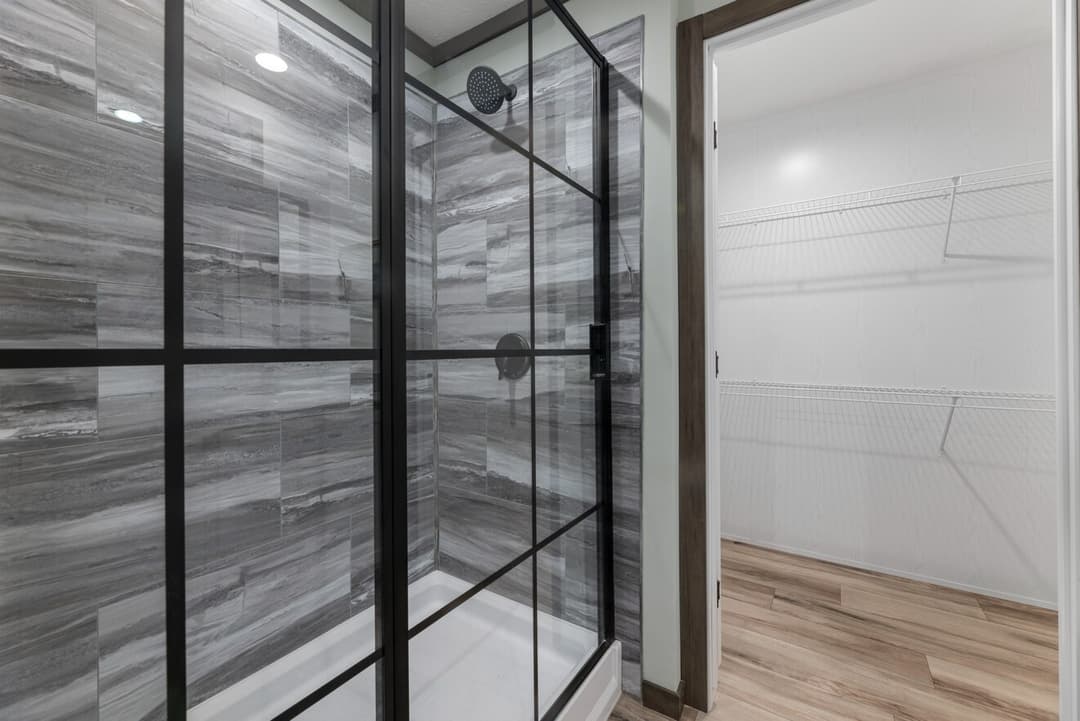 Hemos bathroom home features