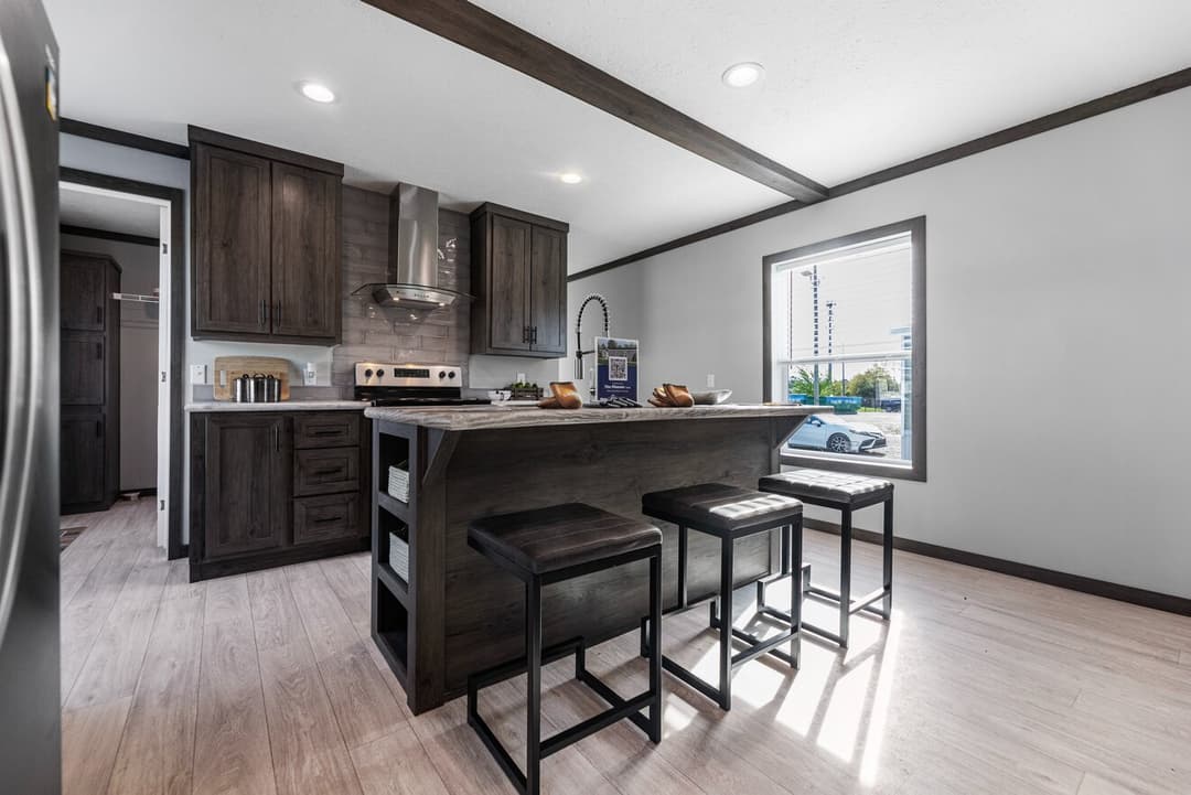 Pioneer kitchen home features