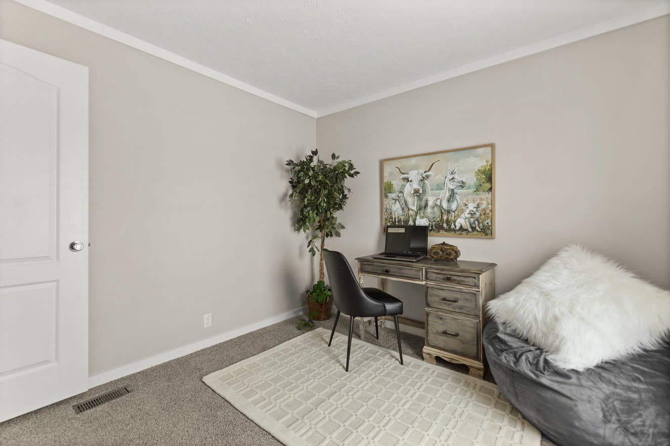 Escape  bedroom home features