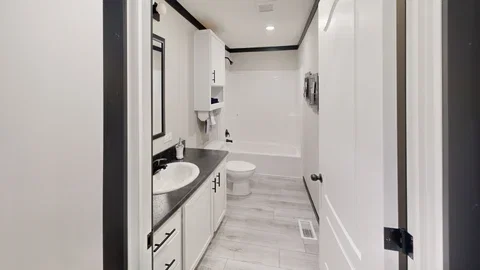 Jewel | 0603d bathroom home features