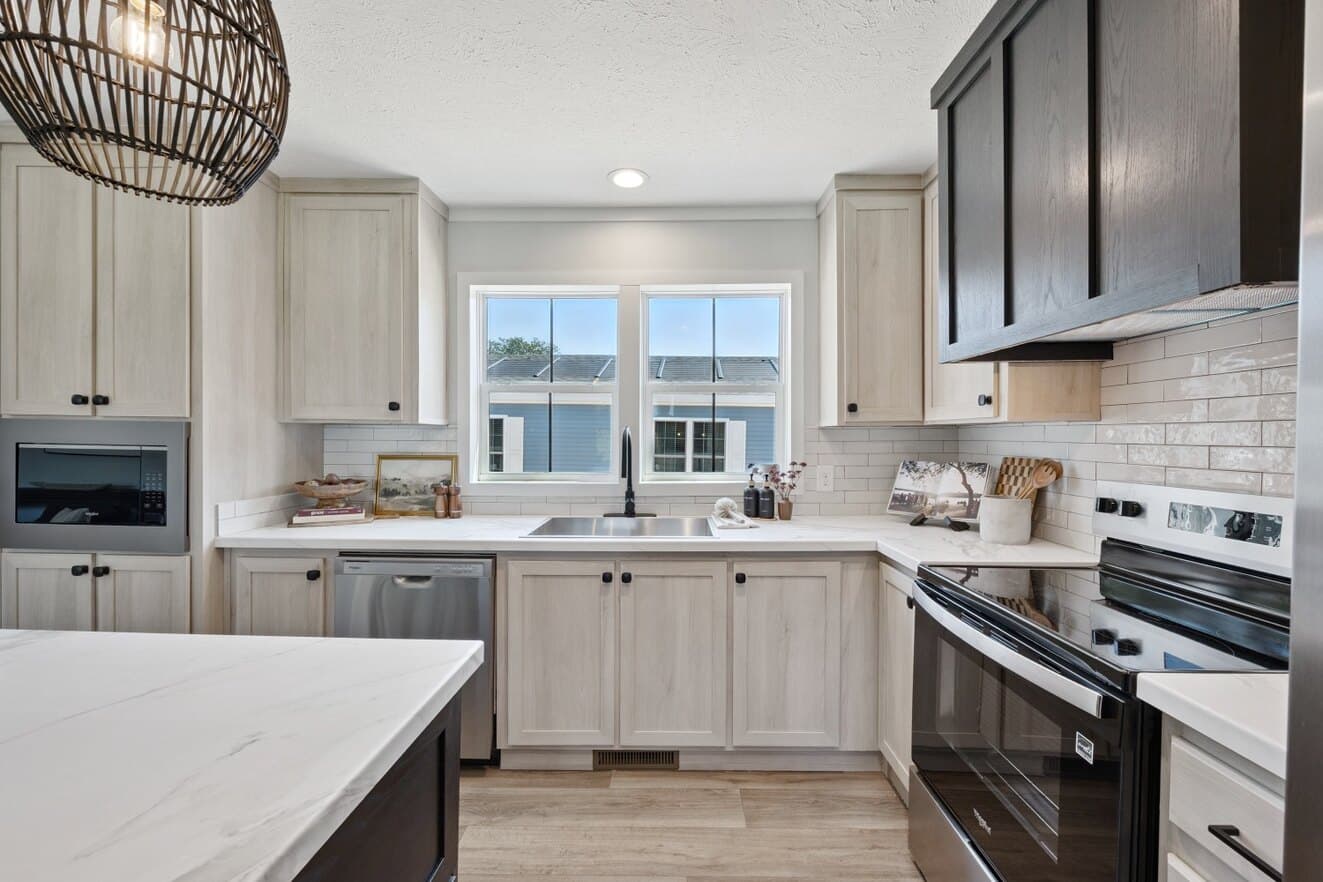 Axis 32563n kitchen home features