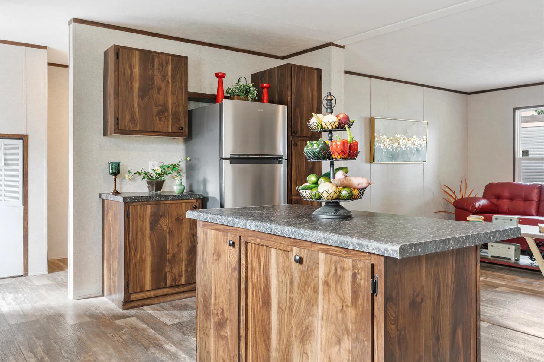 Crown kitchen home features