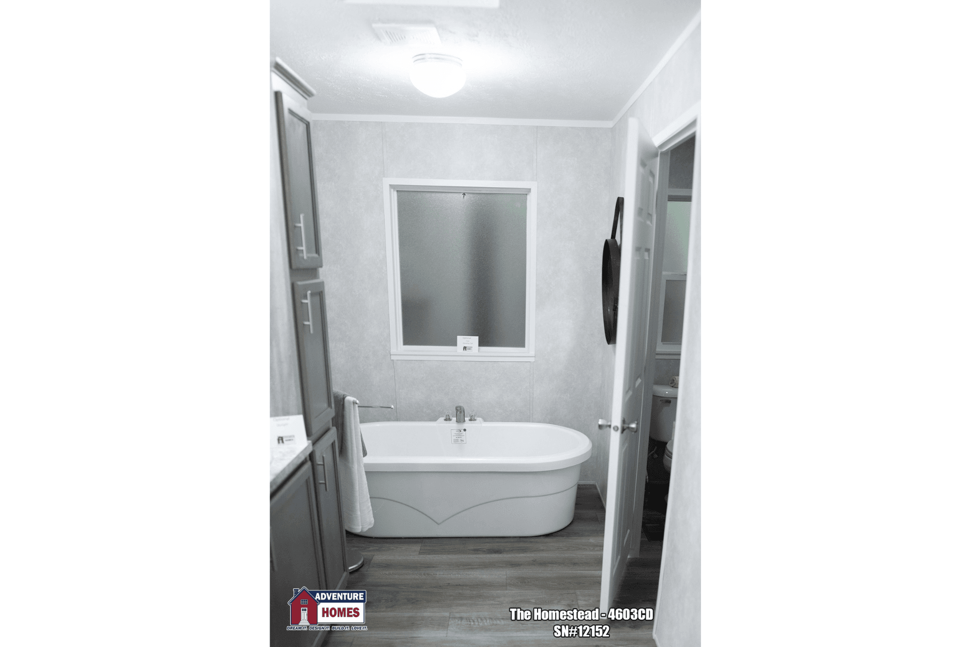 Homestead | 4603cd bathroom home features