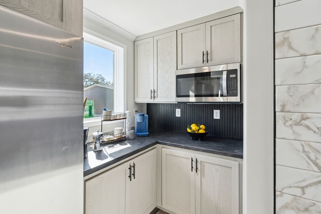 Birchwood kitchen home features