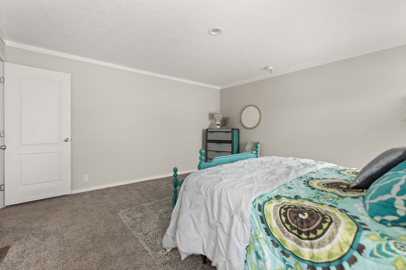Beam bedroom home features
