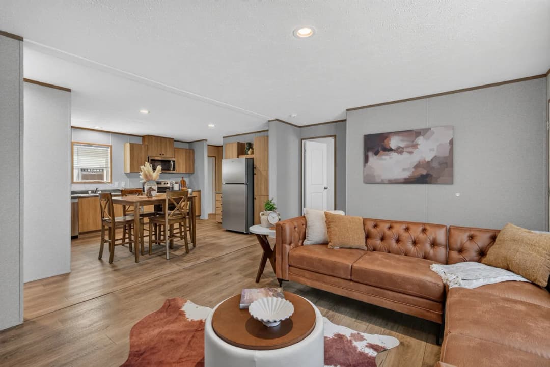 Grove interior home features