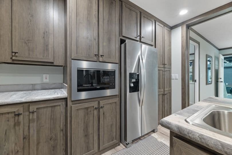 Hemos (lot model) kitchen home features