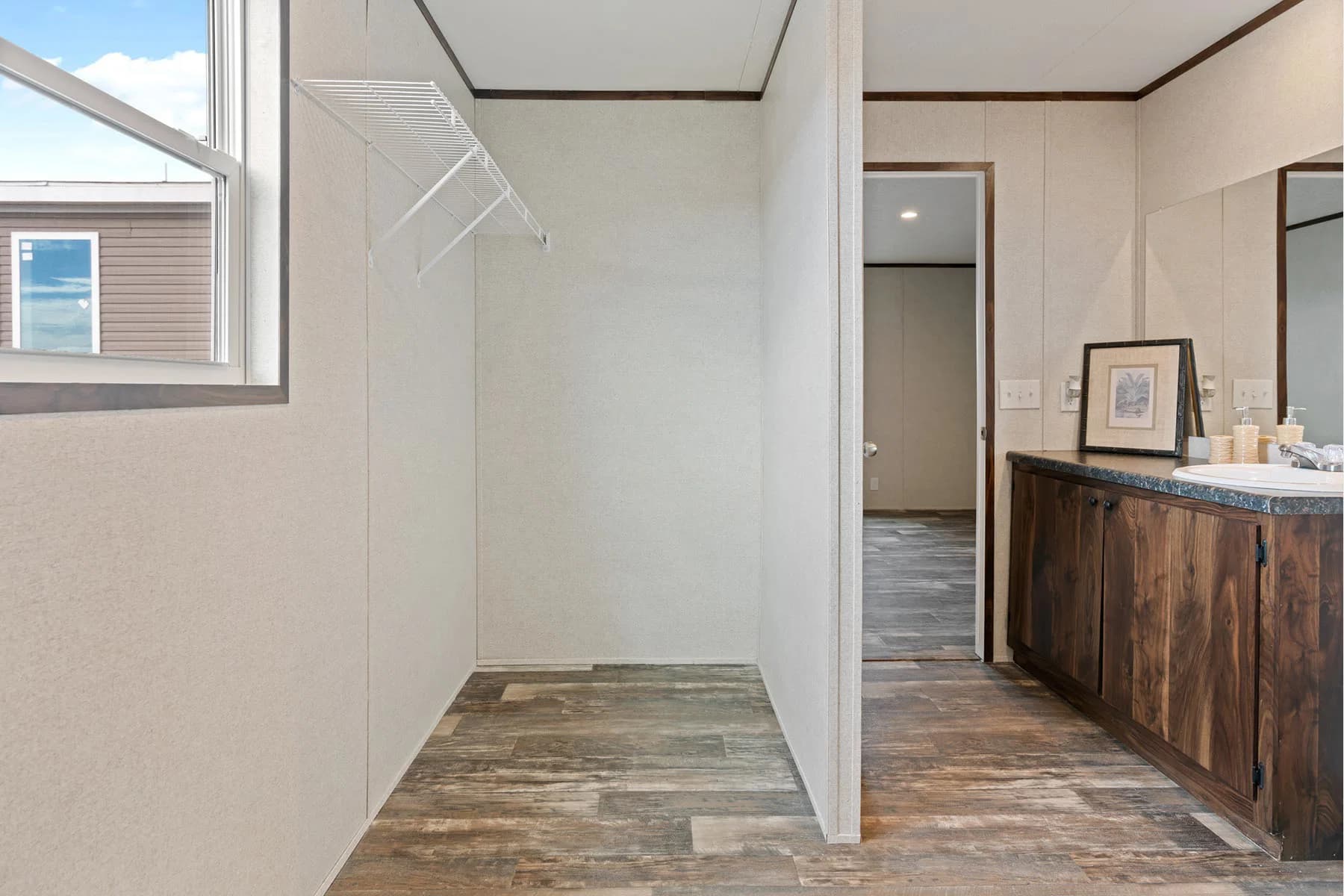 Crown bathroom home features