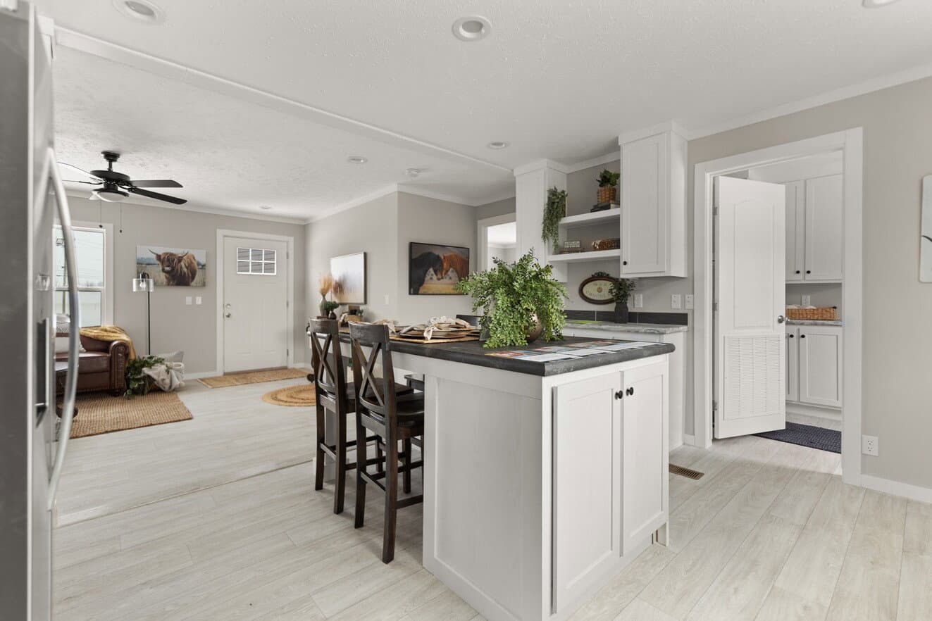 Escape  kitchen home features