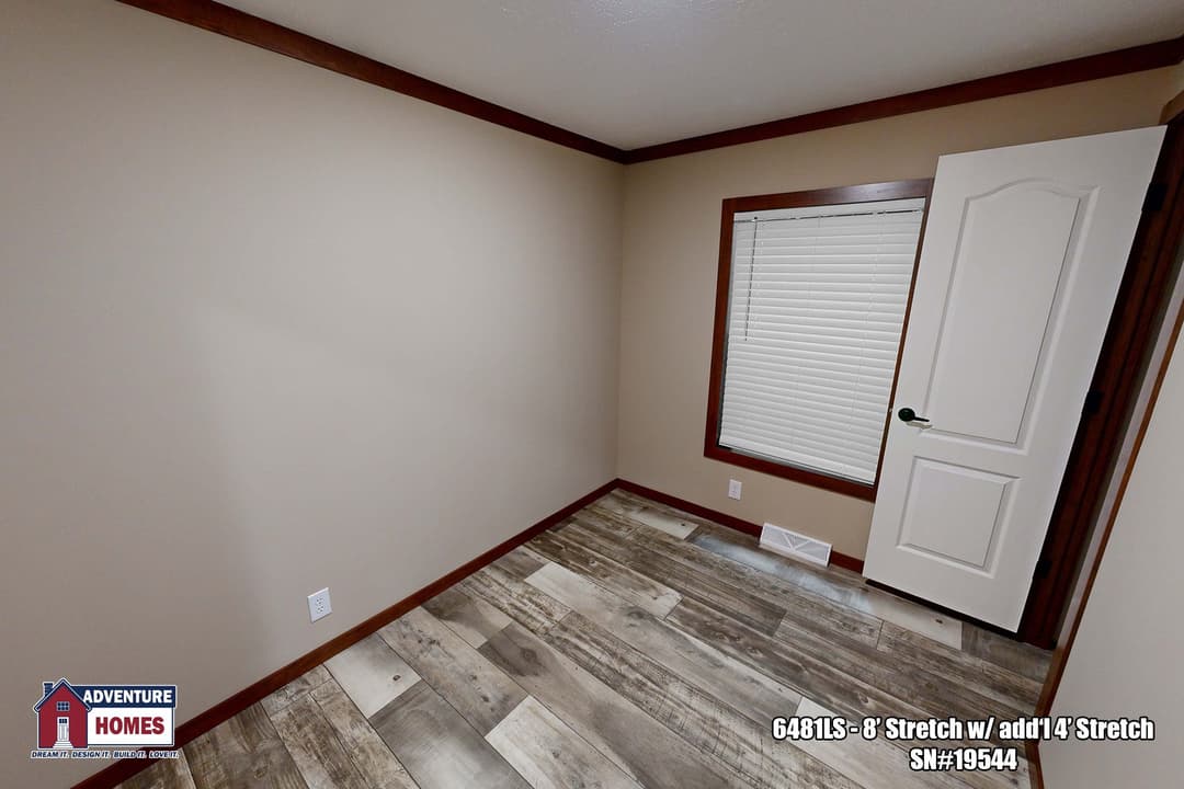 6481ls (8’ stretch) bedroom home features