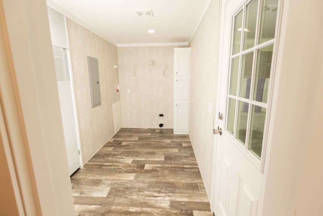 Freeman (lot model) interior home features