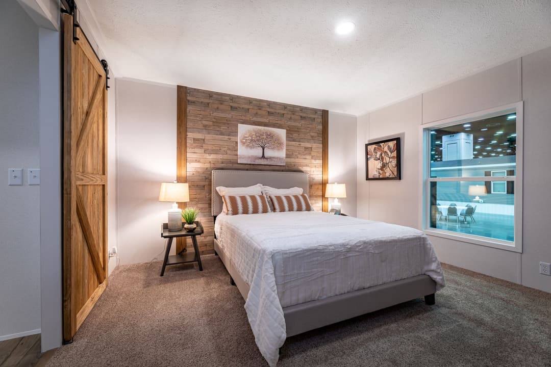 Champ (lot model) interior home features