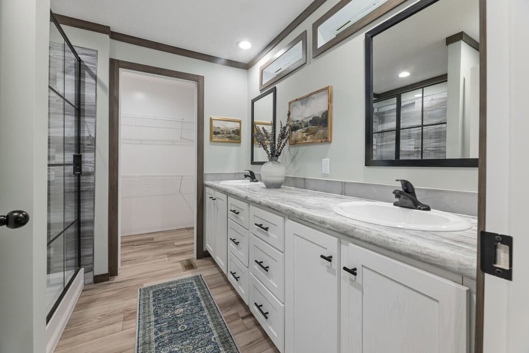 Hemos bathroom home features