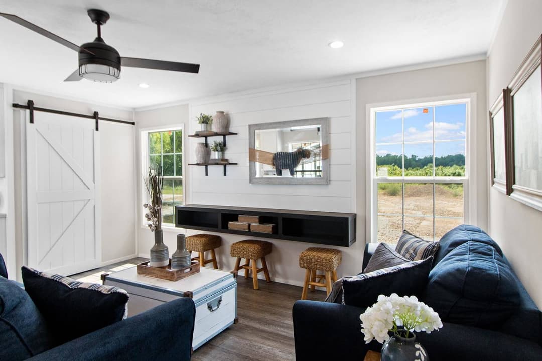 Sierra (lot model) interior home features