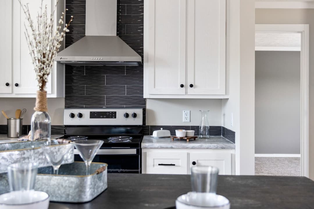 Champ kitchen home features