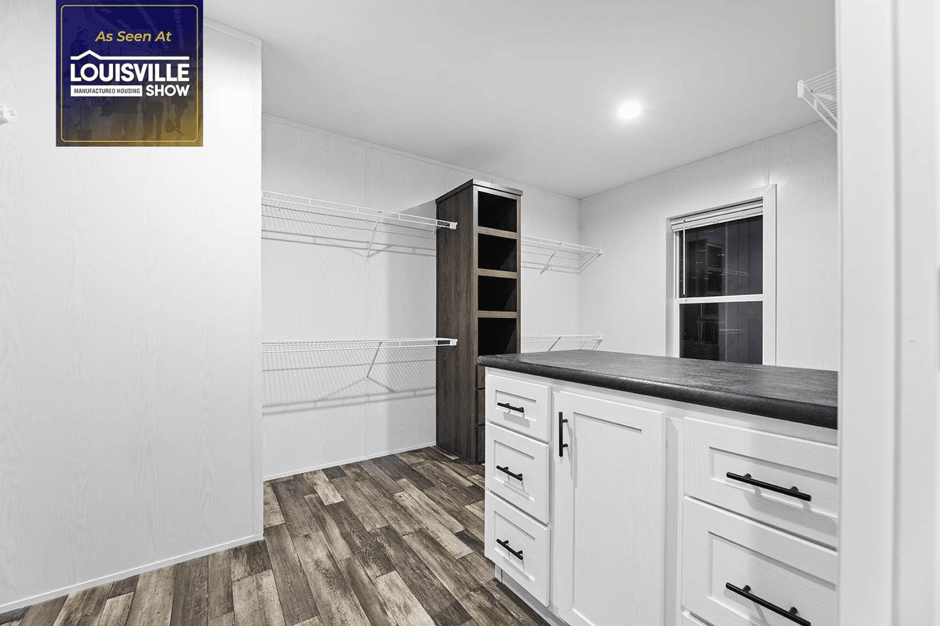 K2 (lot model) interior home features