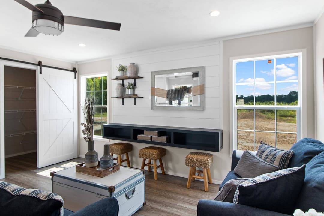 Sierra (lot model) interior home features