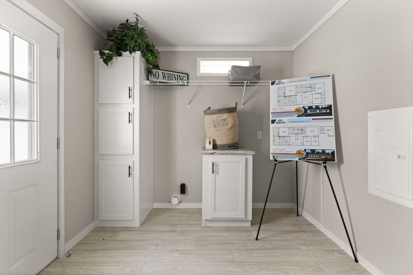 Beam (lot model) interior home features