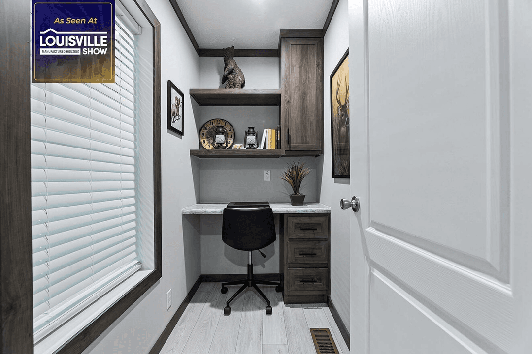 Elevation (lot model) interior home features