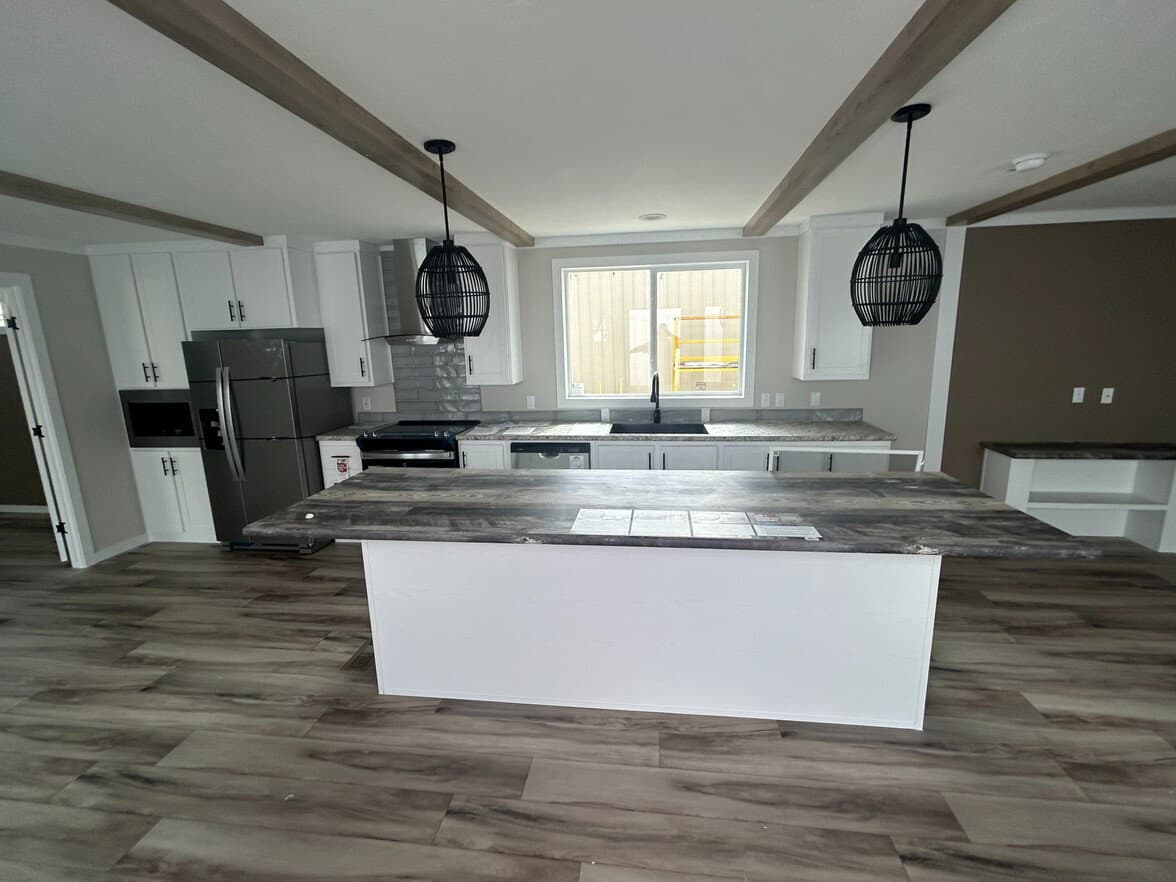 Twin peaks kitchen home features