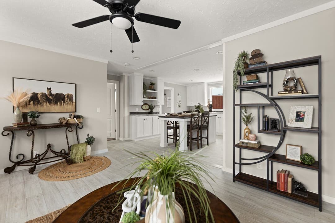 Escape (lot model) interior home features