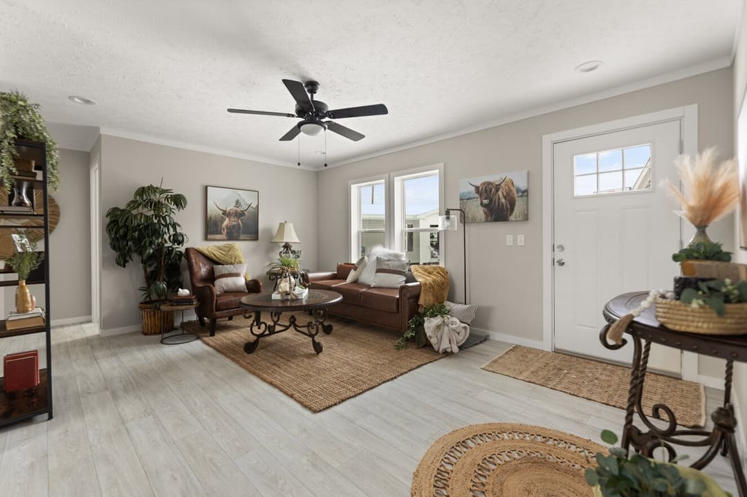 Escape  interior home features