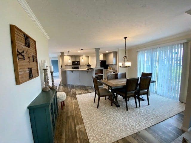 Stone mountain (lot model) interior home features