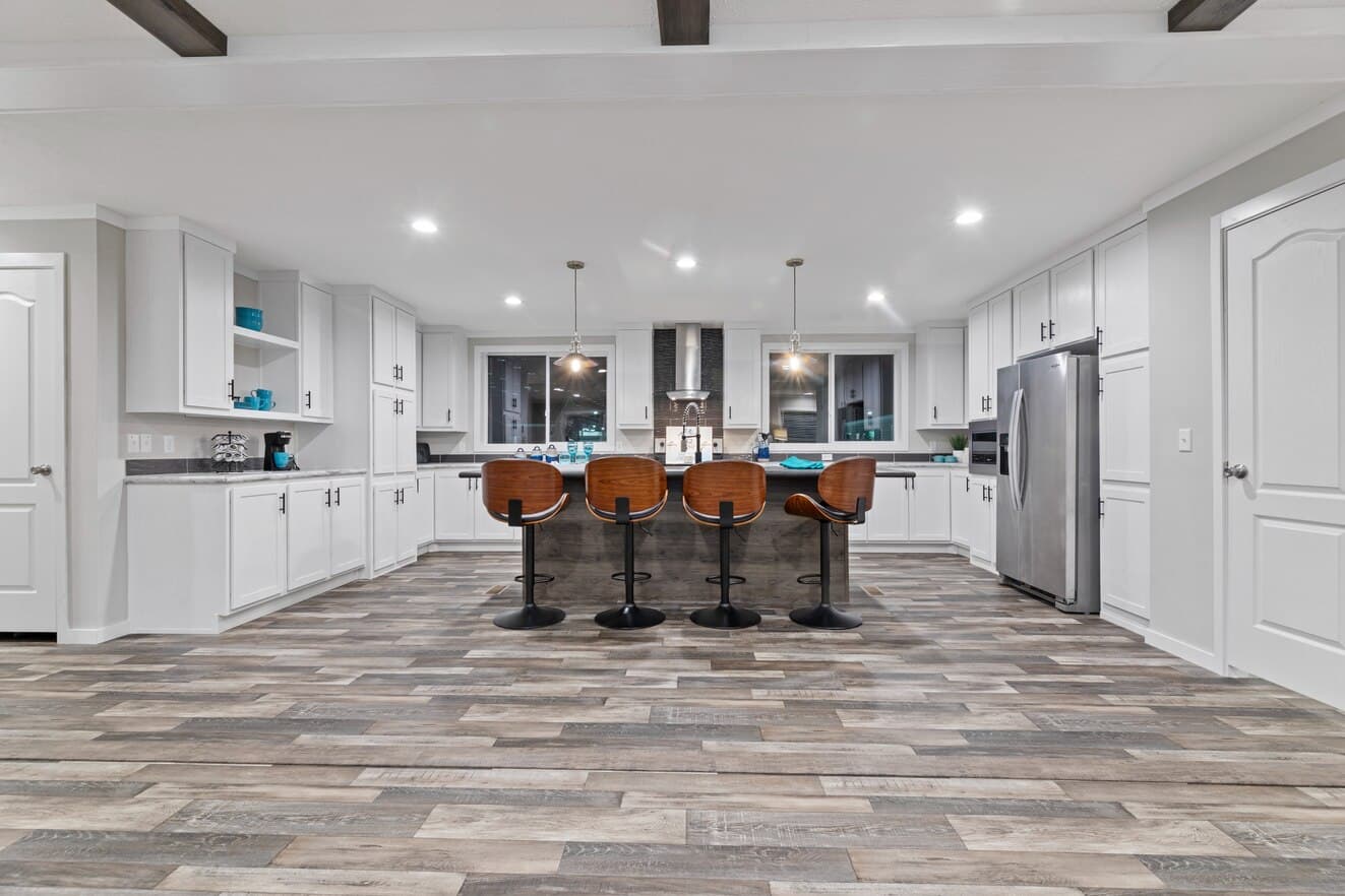 K2 (lot model) kitchen and hero home features
