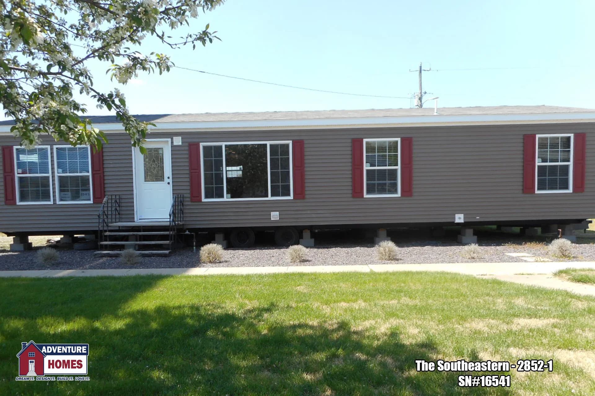 Mojave sectional hero and exterior home features