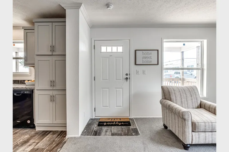 Prairie dune 8810 interior home features