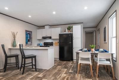 Crest community kitchen home features