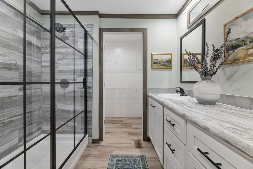 Hemos bathroom home features
