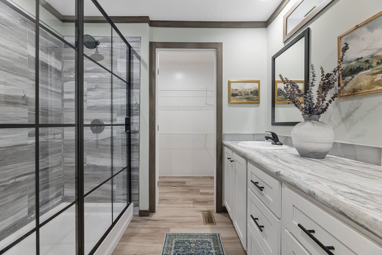 Hemos bathroom home features
