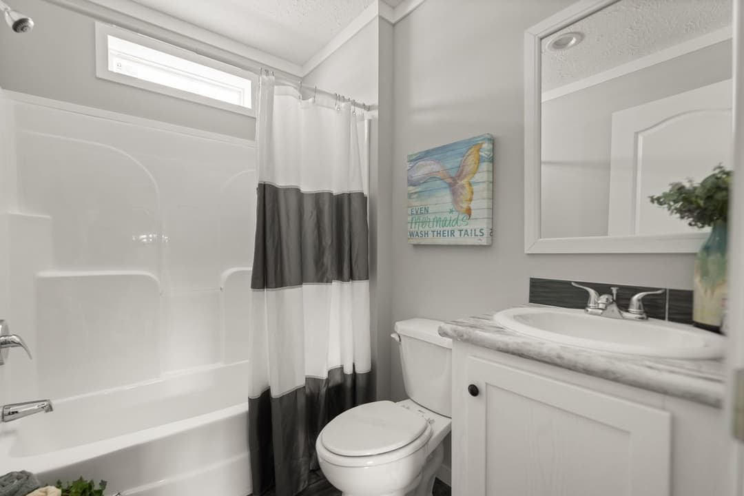 Bella (lot model) bathroom home features