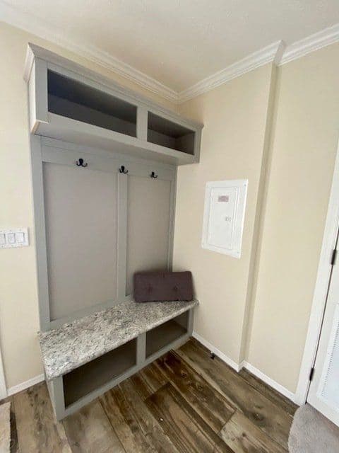 Stone mountain (lot model) interior home features