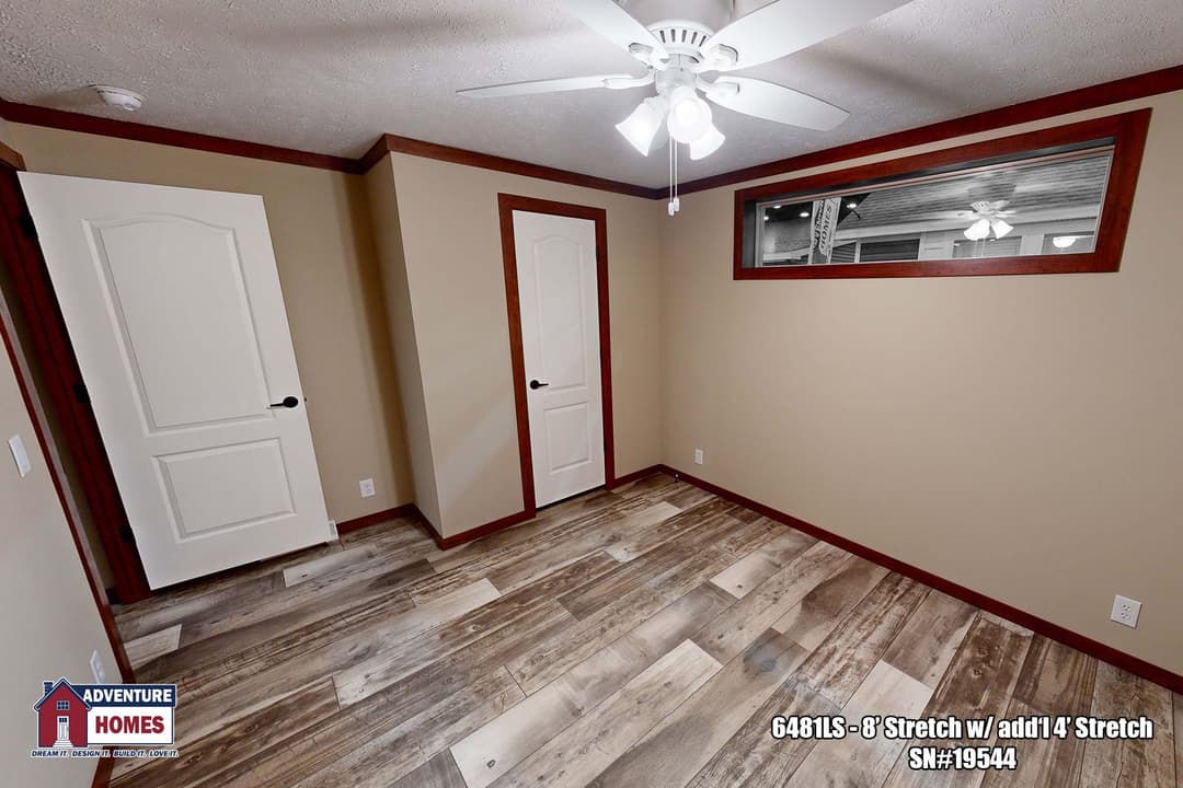6481ls (8’ stretch) bedroom home features