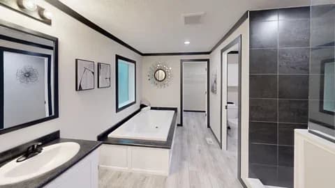 Jewel | 0603d bathroom home features