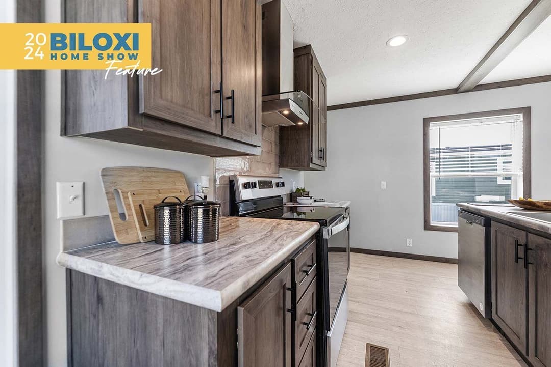 Pioneer (lot model) kitchen home features