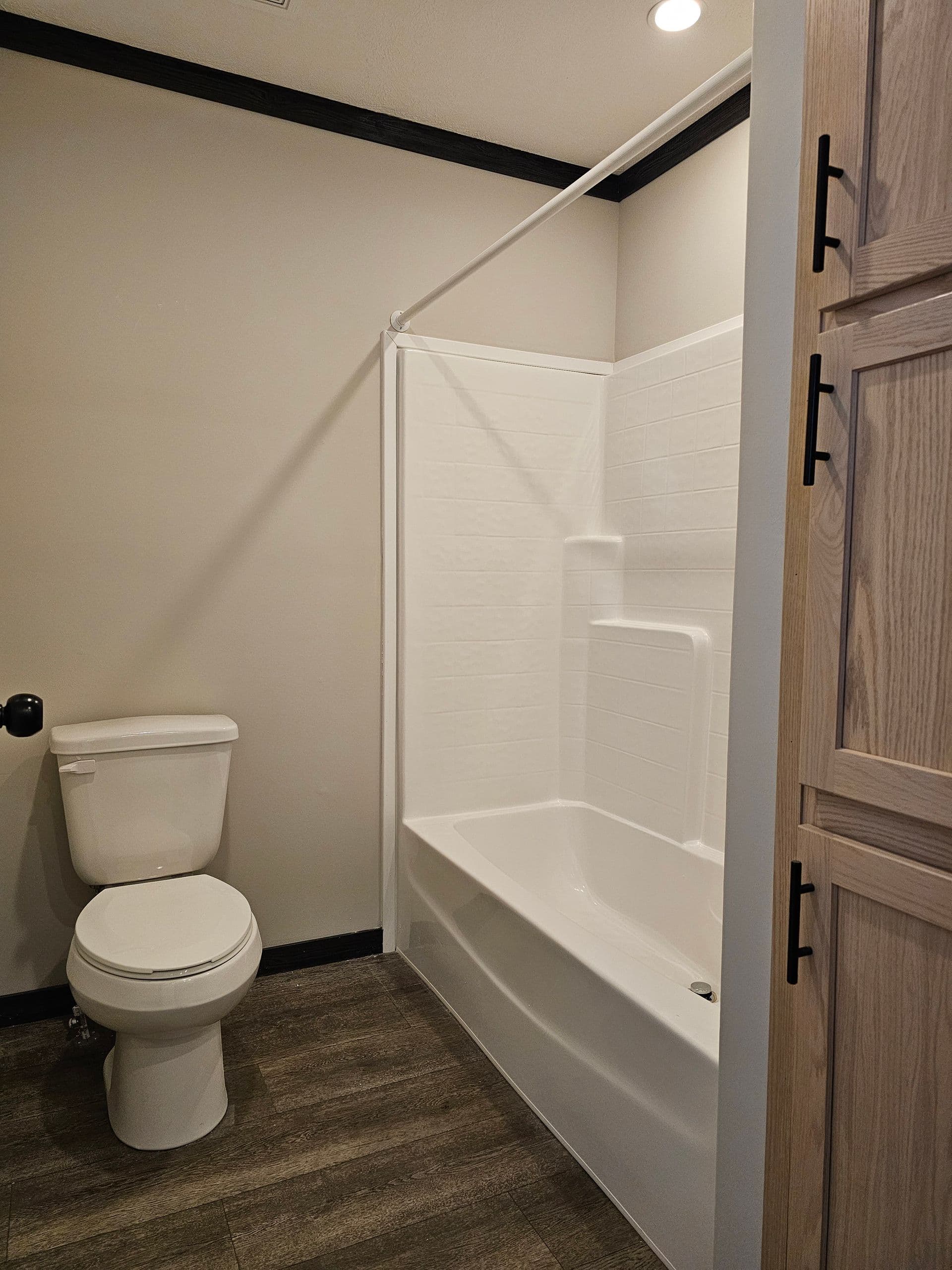 St. charles (lot model) bathroom home features