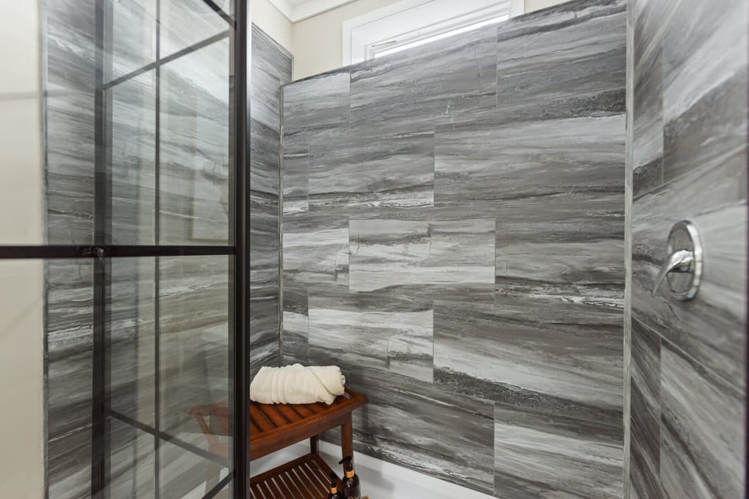 Escape  bathroom home features