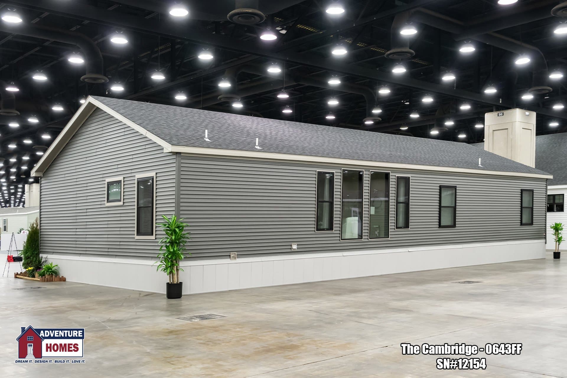 Cambridge | 0643ff elevation and exterior home features
